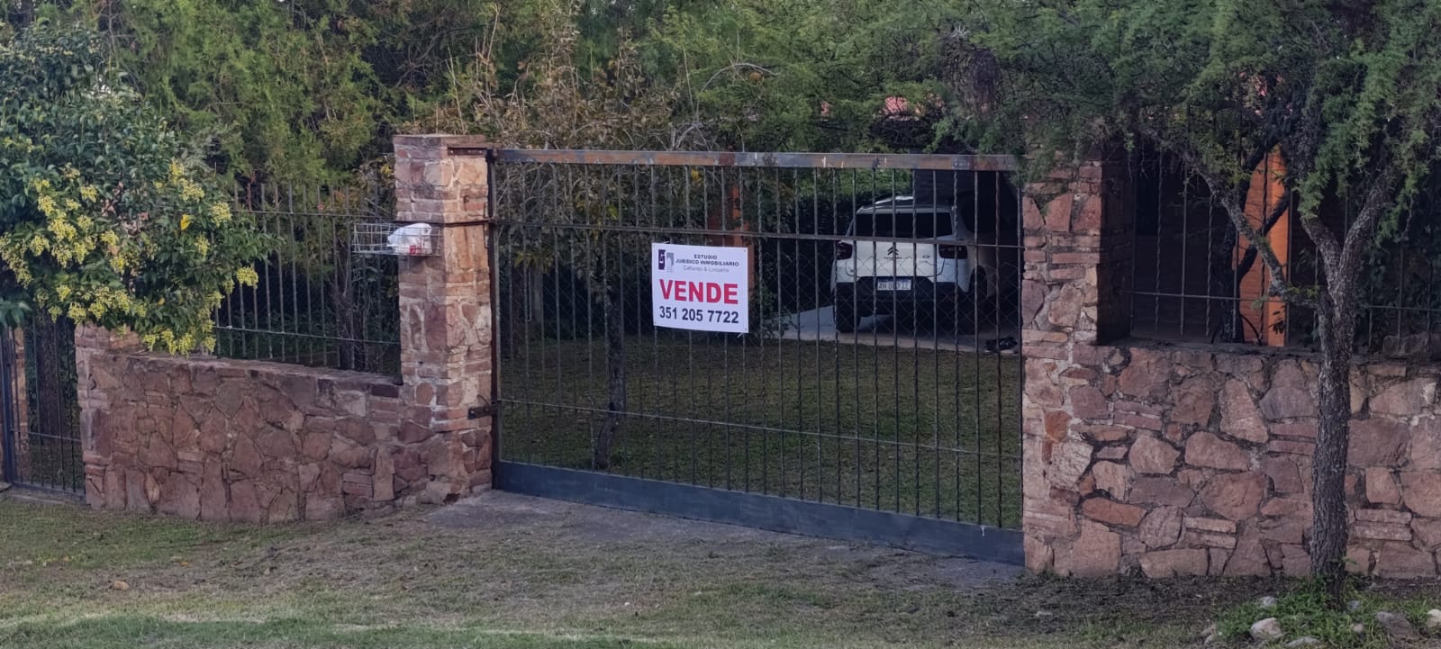 ESPECTACULAR PREDIO DE 9 LOTES CON CASA QUINTA Y PILETA EN VENTA